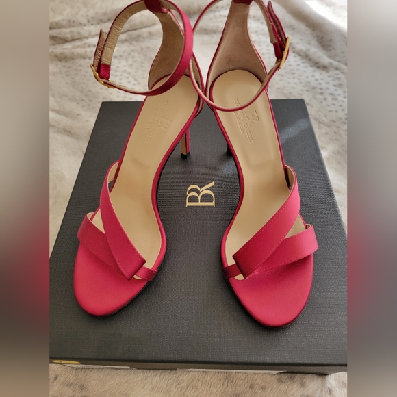 NWT Terzo Satin Sandal, Raspberry, sz 6 - Picture 4 of 14